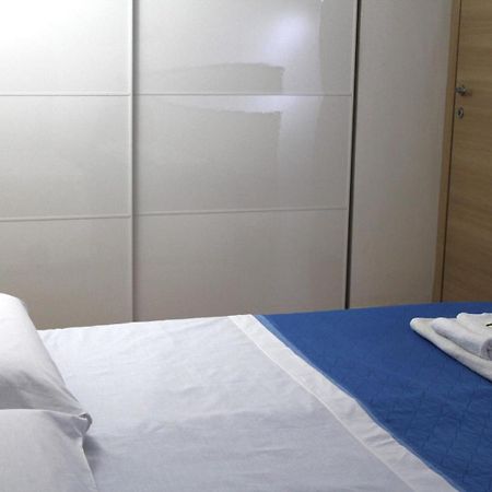 Rooms 166 Наполи Екстериор снимка